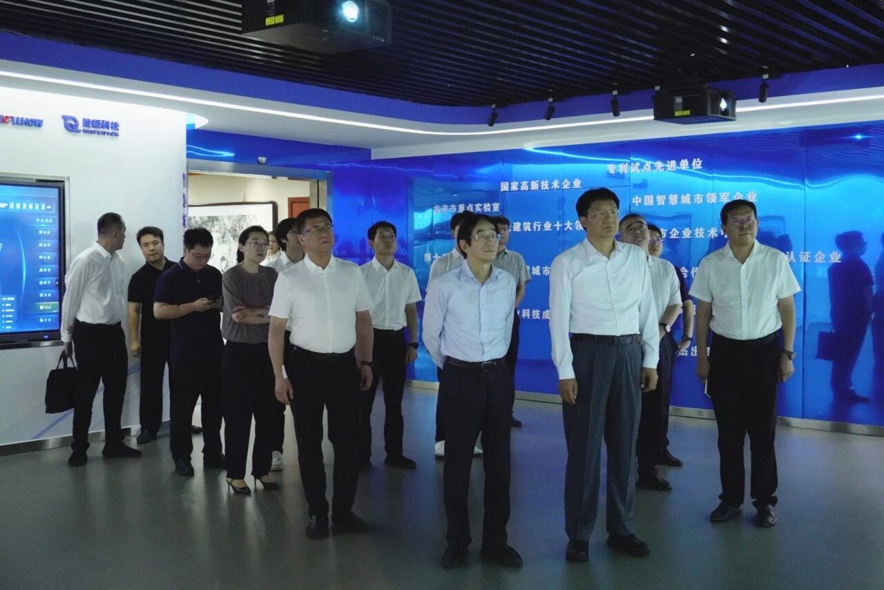 南昌市委副书记、市长高世文调研DB真人旗舰—以AI赋能韧性城市建设情况